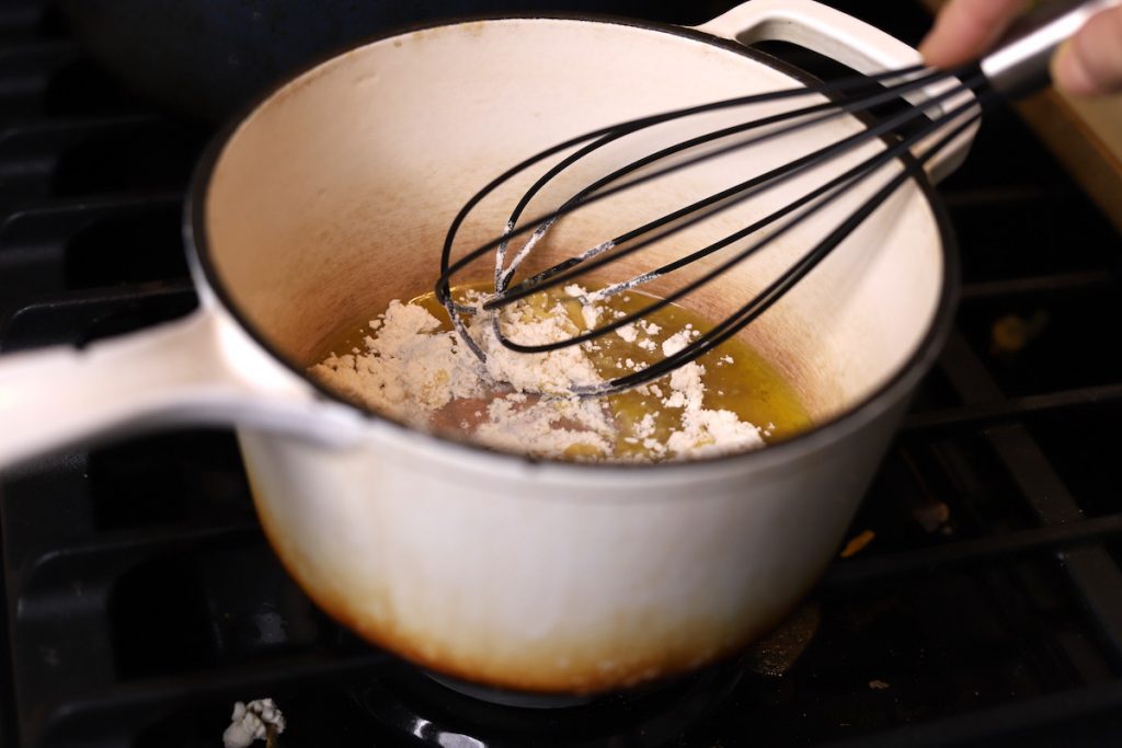 flour and oil in a pot